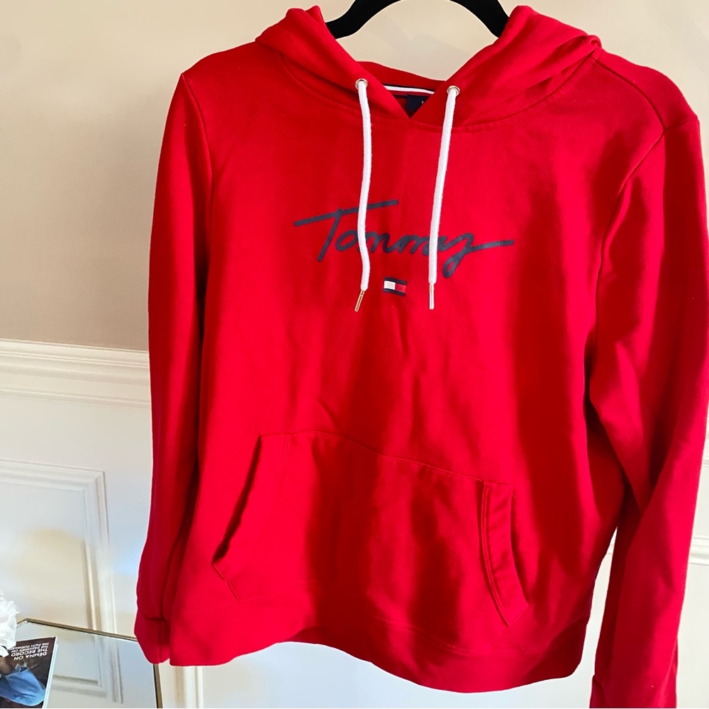 TOMMY HILFIGER Unisex Red Hoodie Size S/M
